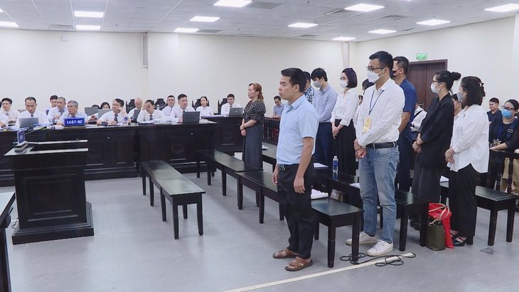 Các bị cáo tại tòa - Ảnh: GIANG LONG