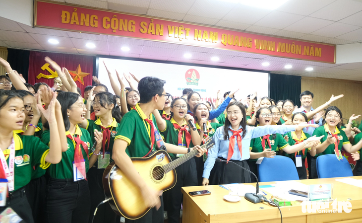 Sức trẻ của thiếu nhi TP.HCM đã làm "nóng" hội trường 26-3 Trung ương Đoàn - Ảnh: HÀ THANH